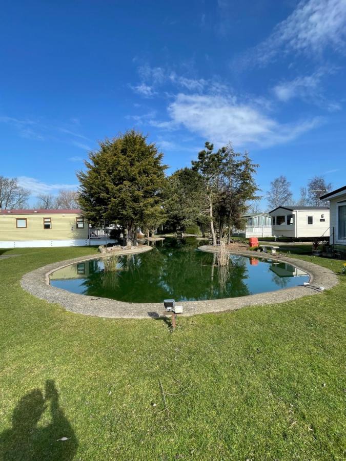 Private Rented Caravan Situated At Southview Holiday Park Winthorpe  Exteriör bild